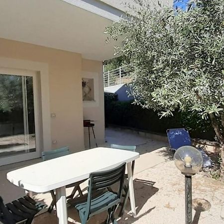 Villetta Federico Climatizzata Con Giardino Privato Viddalba Exterior foto