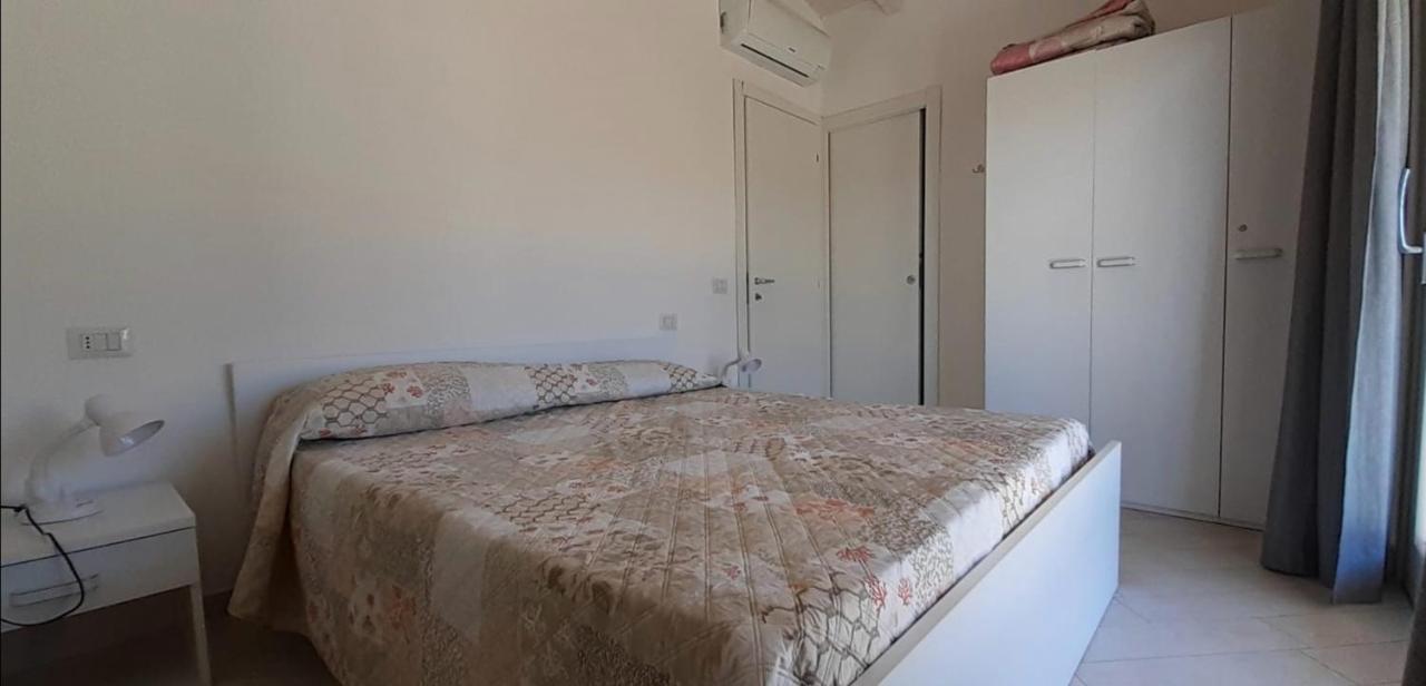 Villetta Federico Climatizzata Con Giardino Privato Viddalba Exterior foto